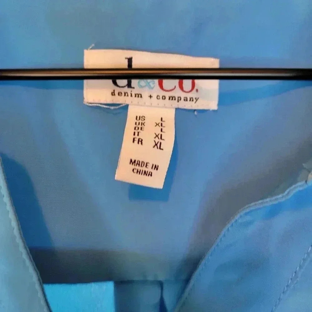 D&Co Beautiful Blue Business Casual Button Up Longsleeve Shirt, Size XL Pockets - Picture 7 of 8